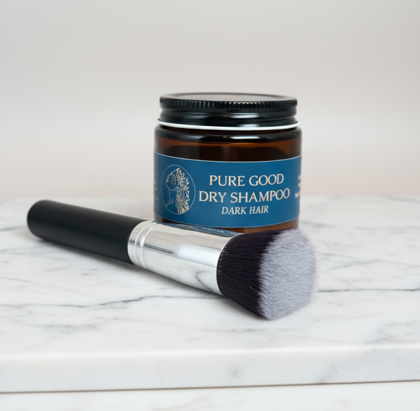 Natural Dry Shampoo Powder — Oil-Absorbing, Volume-Boosting Formula for Light or Dark Hair